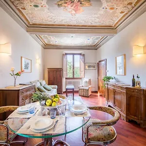 Appartamento Botticelli-a Flat With A View, On Santo Spirito, Firenze